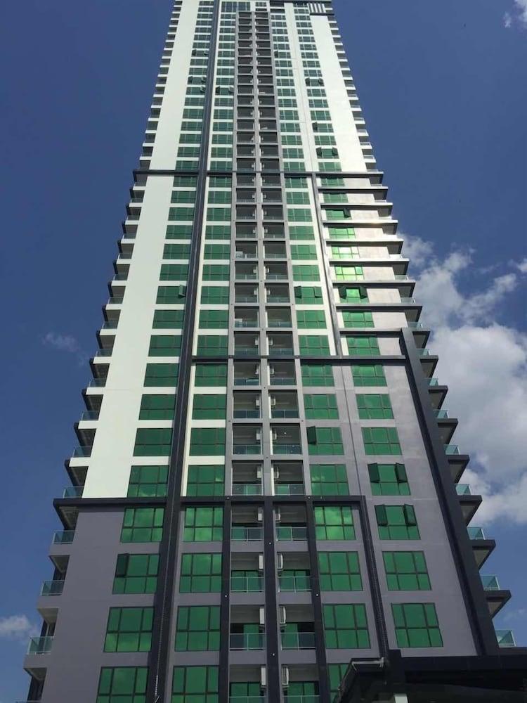 Dusit Grand Condo View Pattaya Extérieur photo