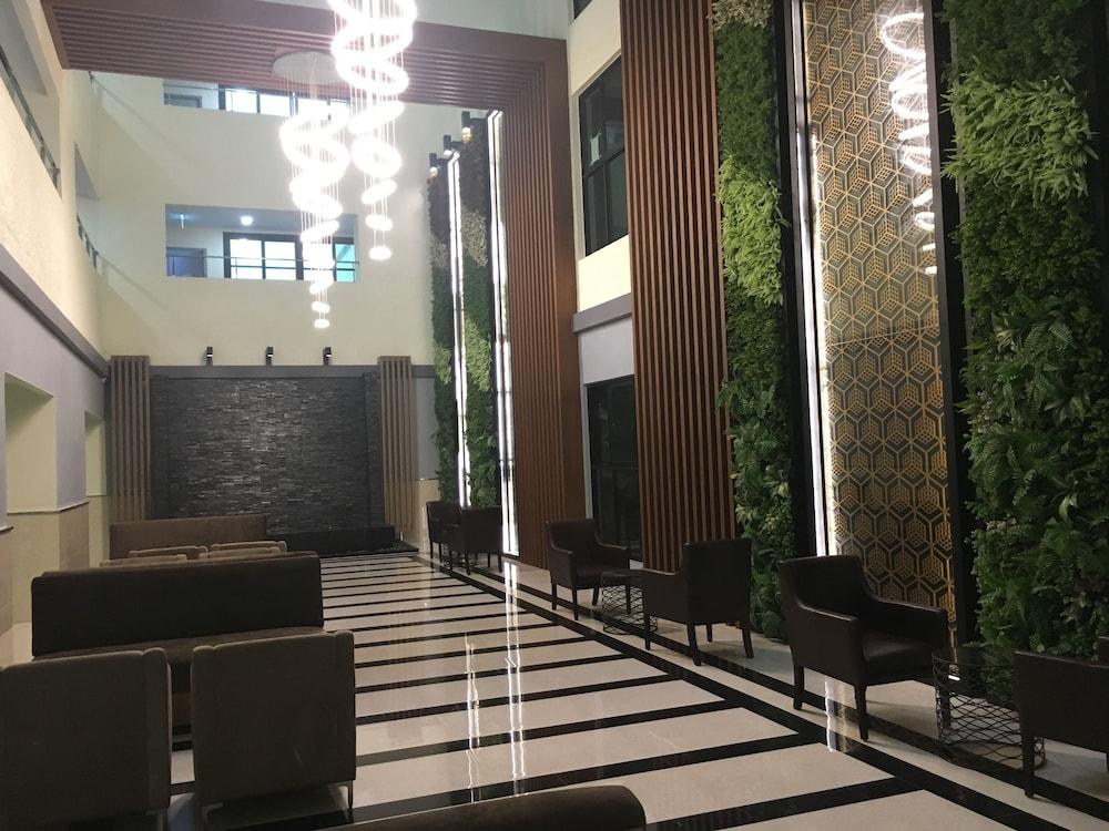 Dusit Grand Condo View Pattaya Extérieur photo